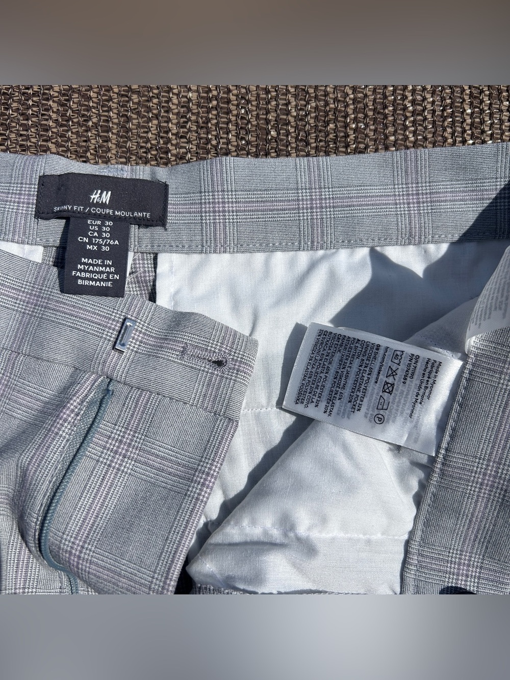 H&M Gray Glen Plaid Skinny 3/4 Fit Dress Pants - Picture 3 of 6